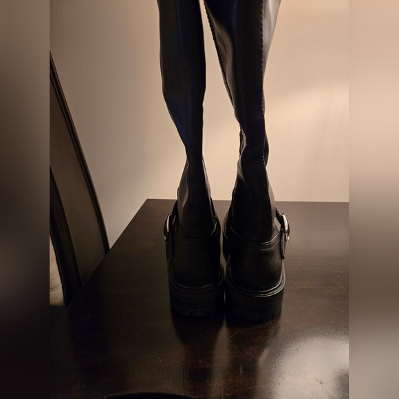 Madden Girl Freedom Boots - Picture 3 of 7